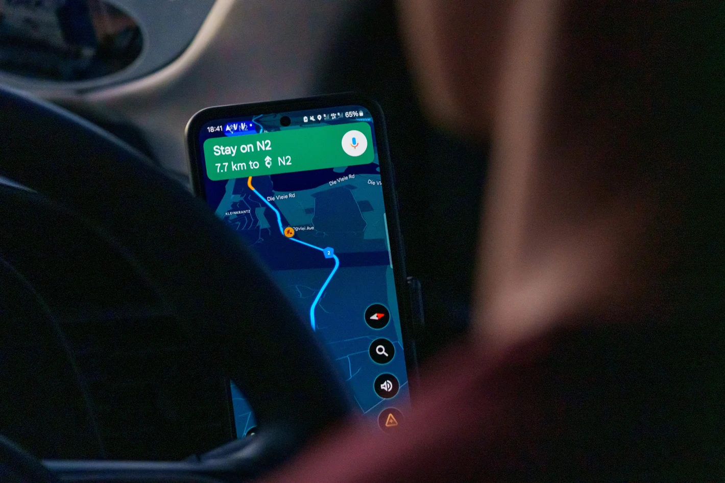 Jak działa historia trasy w lokalizatorze GPS?